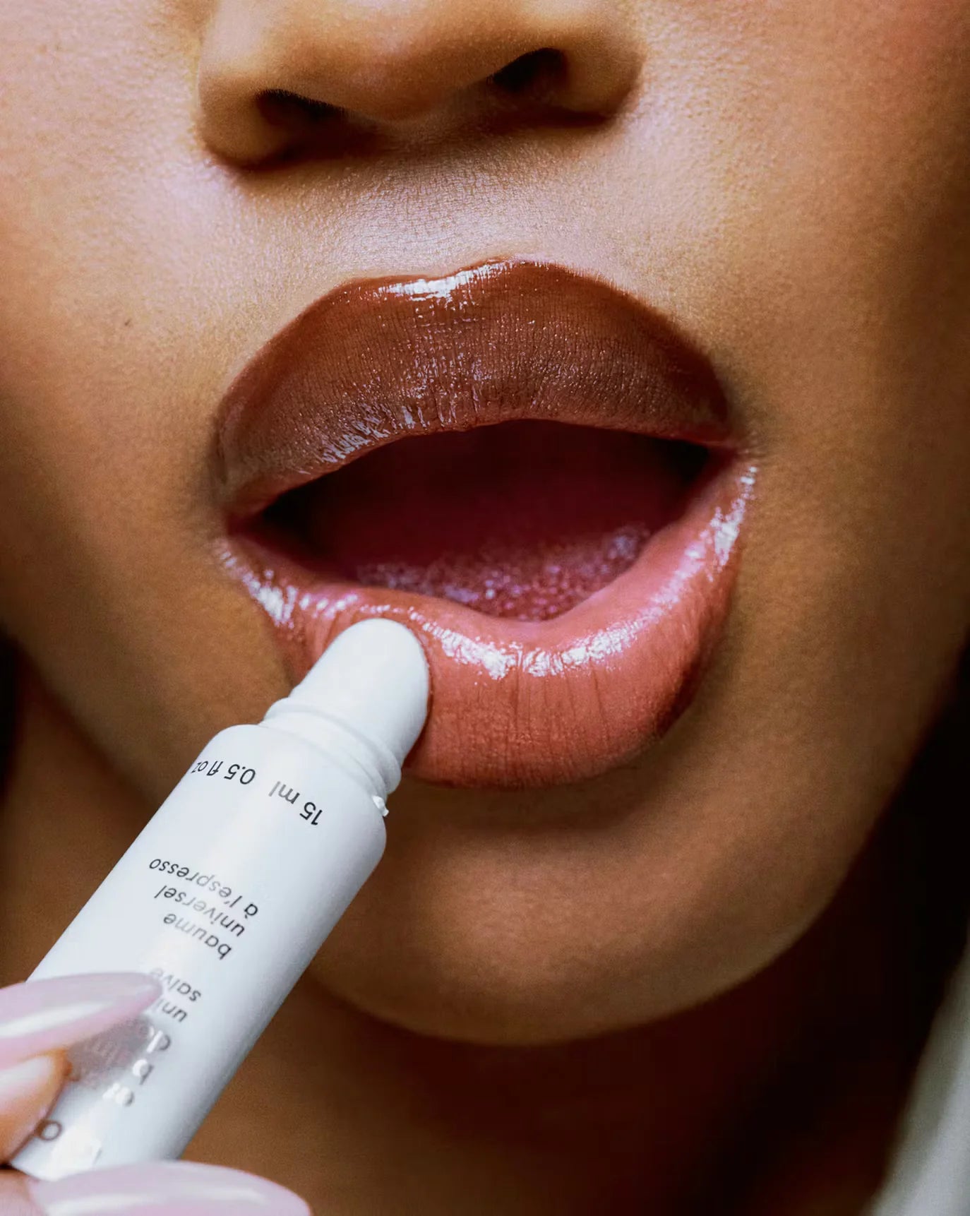 Glossier Balm Dotcom