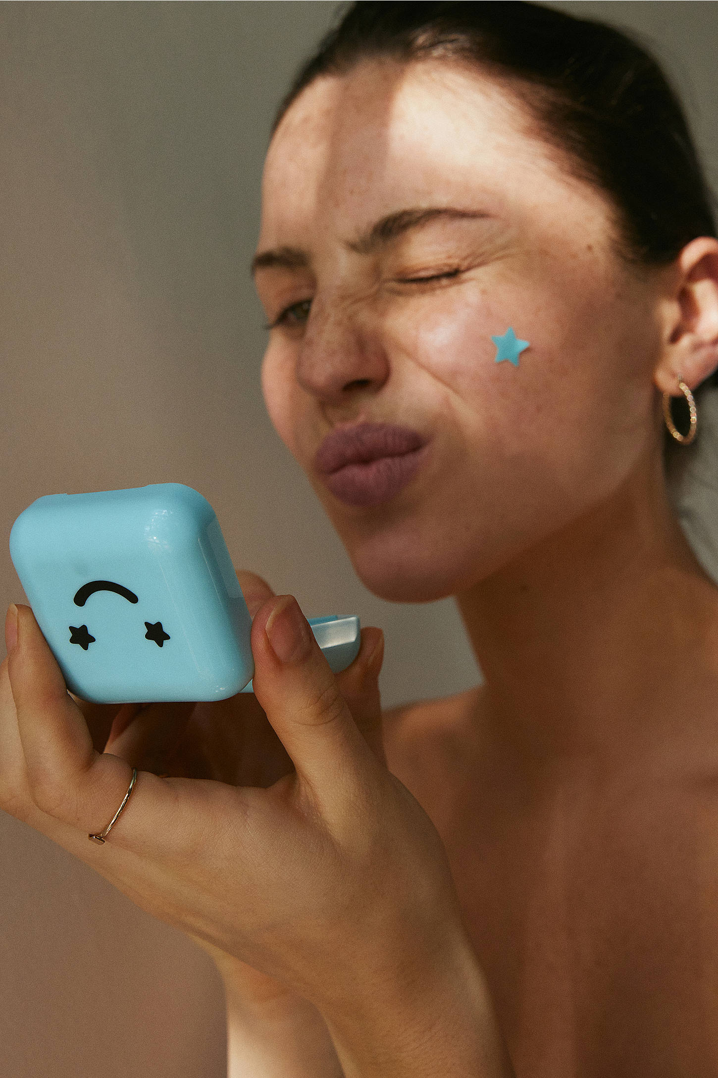 Starface Hydro-Stars Blue | Pimple Patches + Mirrored Compact Case